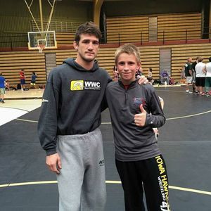 Meet your Posher, Devin